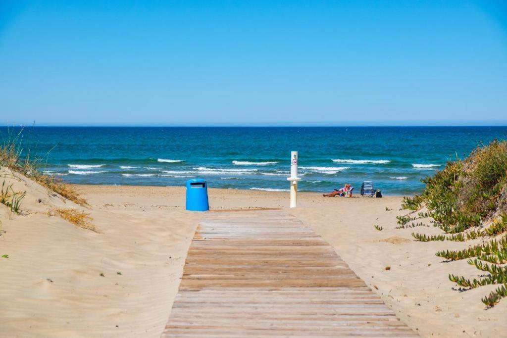 Apartamentos El Sol A 20 Metros Del Mar เดเนีย ภายนอก รูปภาพ